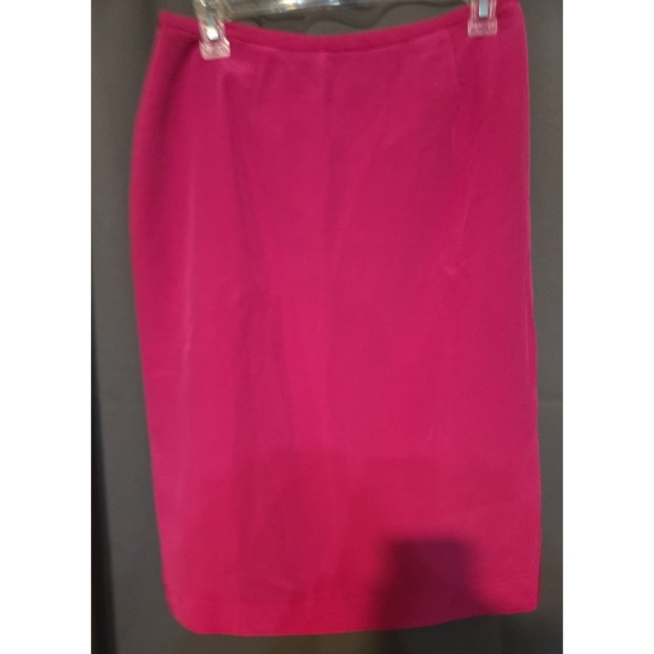 Evan Picone Pink Pencil Skirt, Women's Size 6, Fuchsia Knee Length Career Wear - Thumbnail 3
