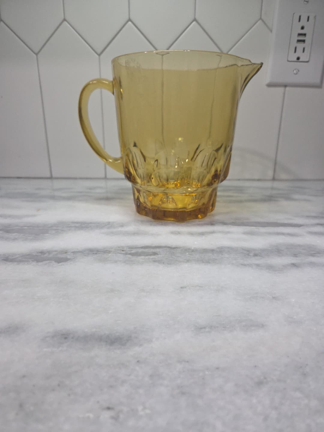 Hazel Atlas Kings Crown Large Pitcher, Thumbprint Amber Glass, Yellow Glassware - Thumbnail 3