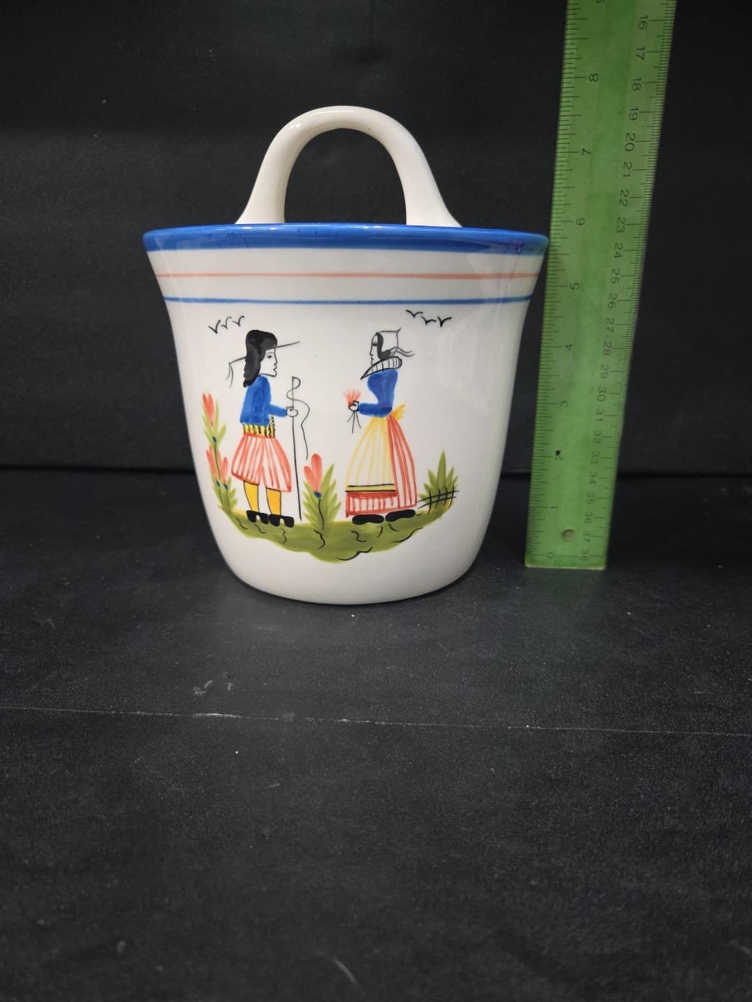 Boston Warehouse Trading Corp Ceramic Wall Pocket Dutch Man And Woman - Thumbnail 7