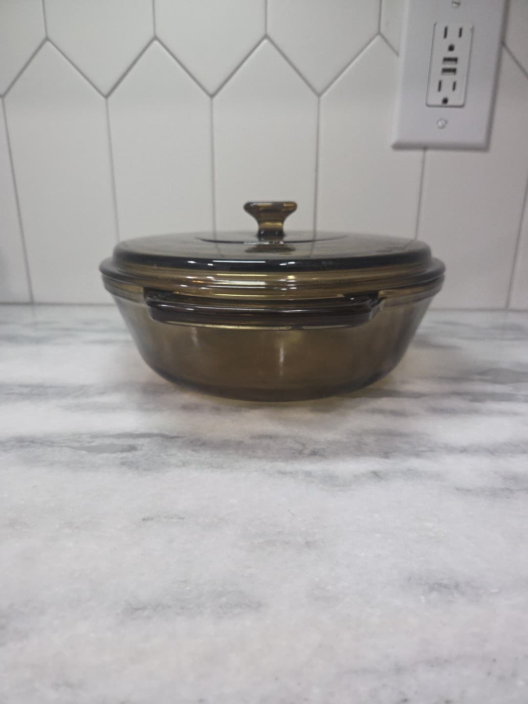 Lovenware Round Casserole Dish, 12 oz Vtg Smokey Glass Dish, 1.5 Qt with Lid - Thumbnail 4