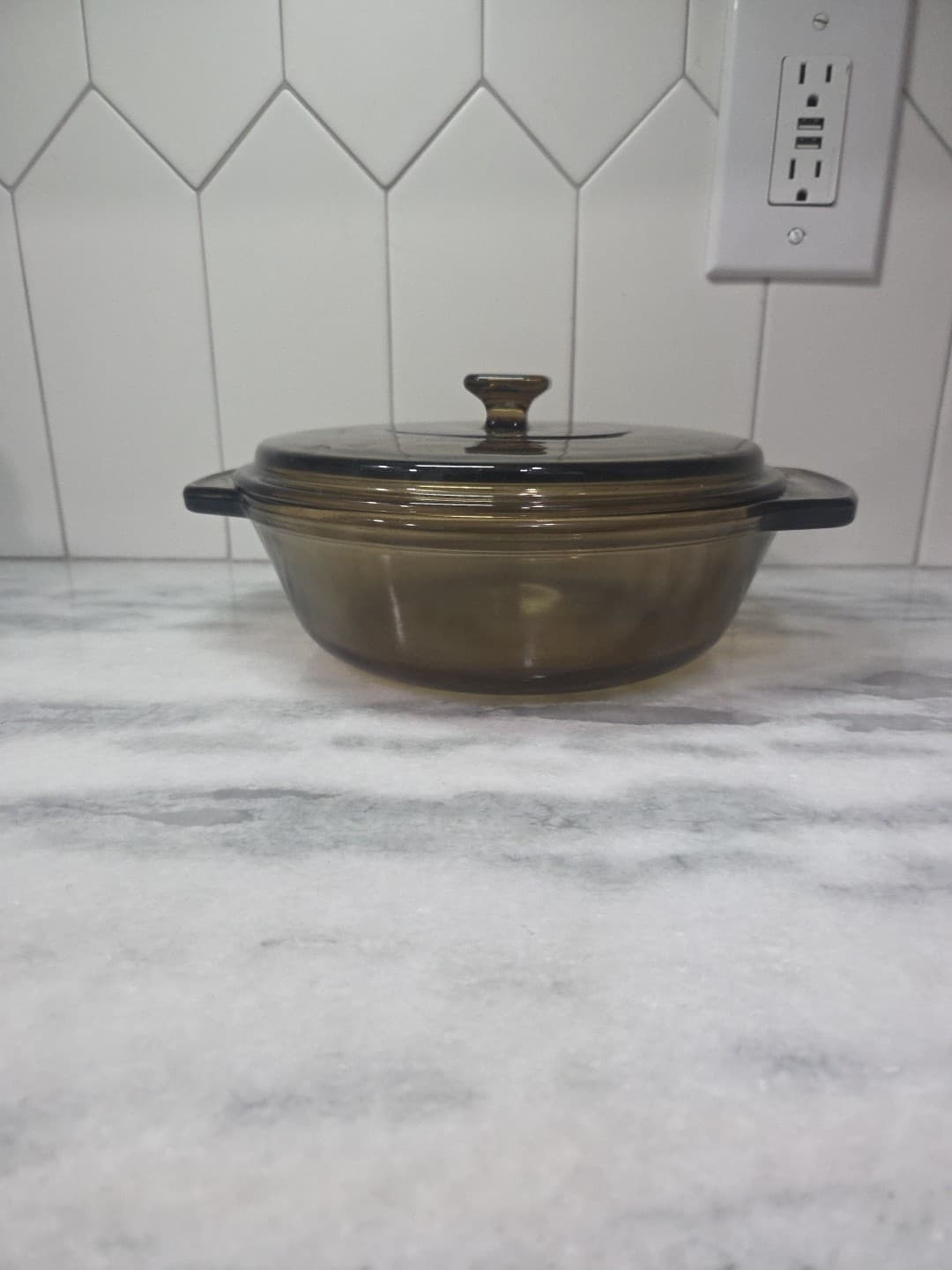 Lovenware Round Casserole Dish, 12 oz Vtg Smokey Glass Dish, 1.5 Qt with Lid - Thumbnail 3