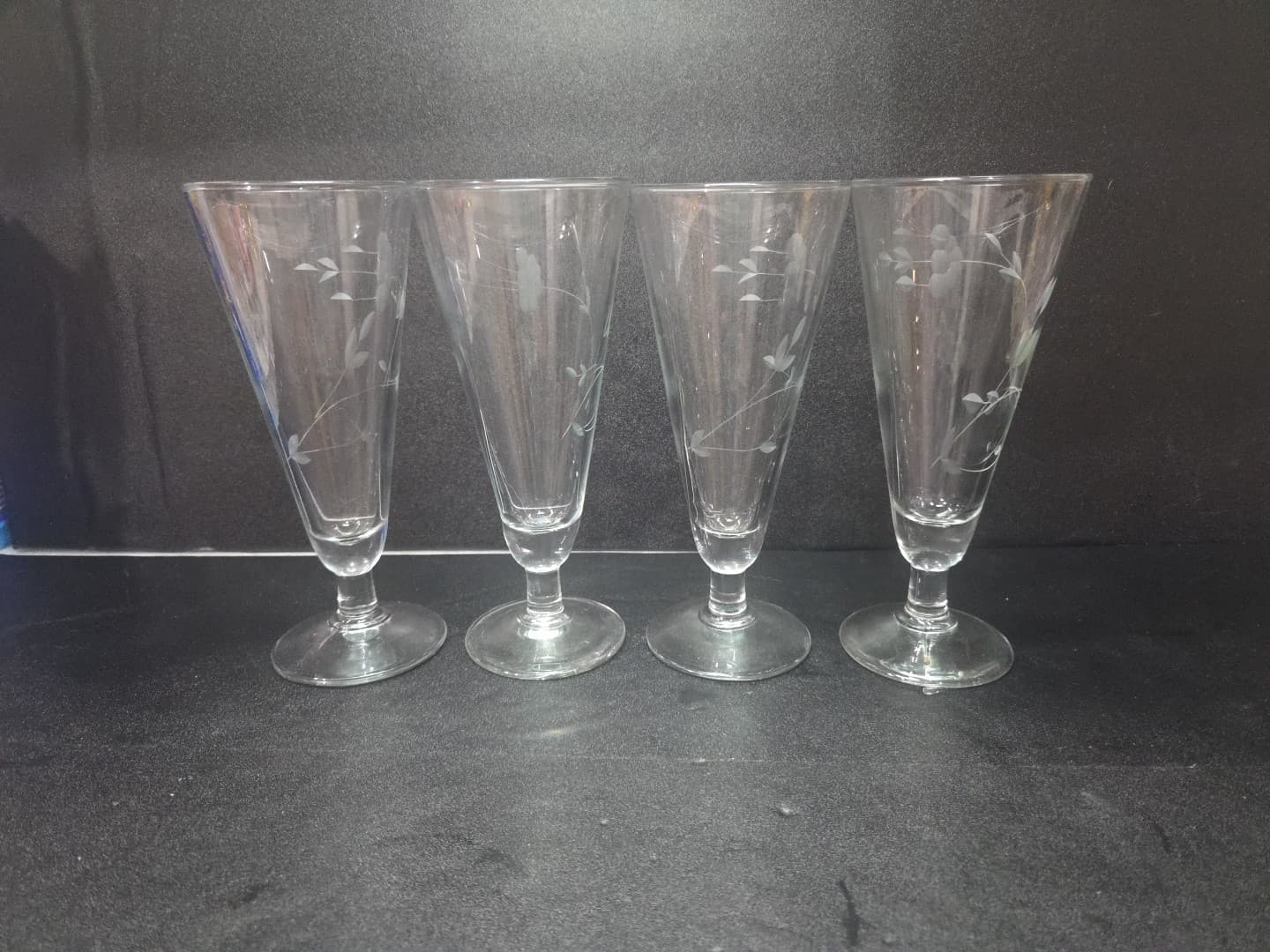 Princess House Heritage Pilsner Glasses, Set of Four, 7.5" Footed Beer Glass - Thumbnail 3