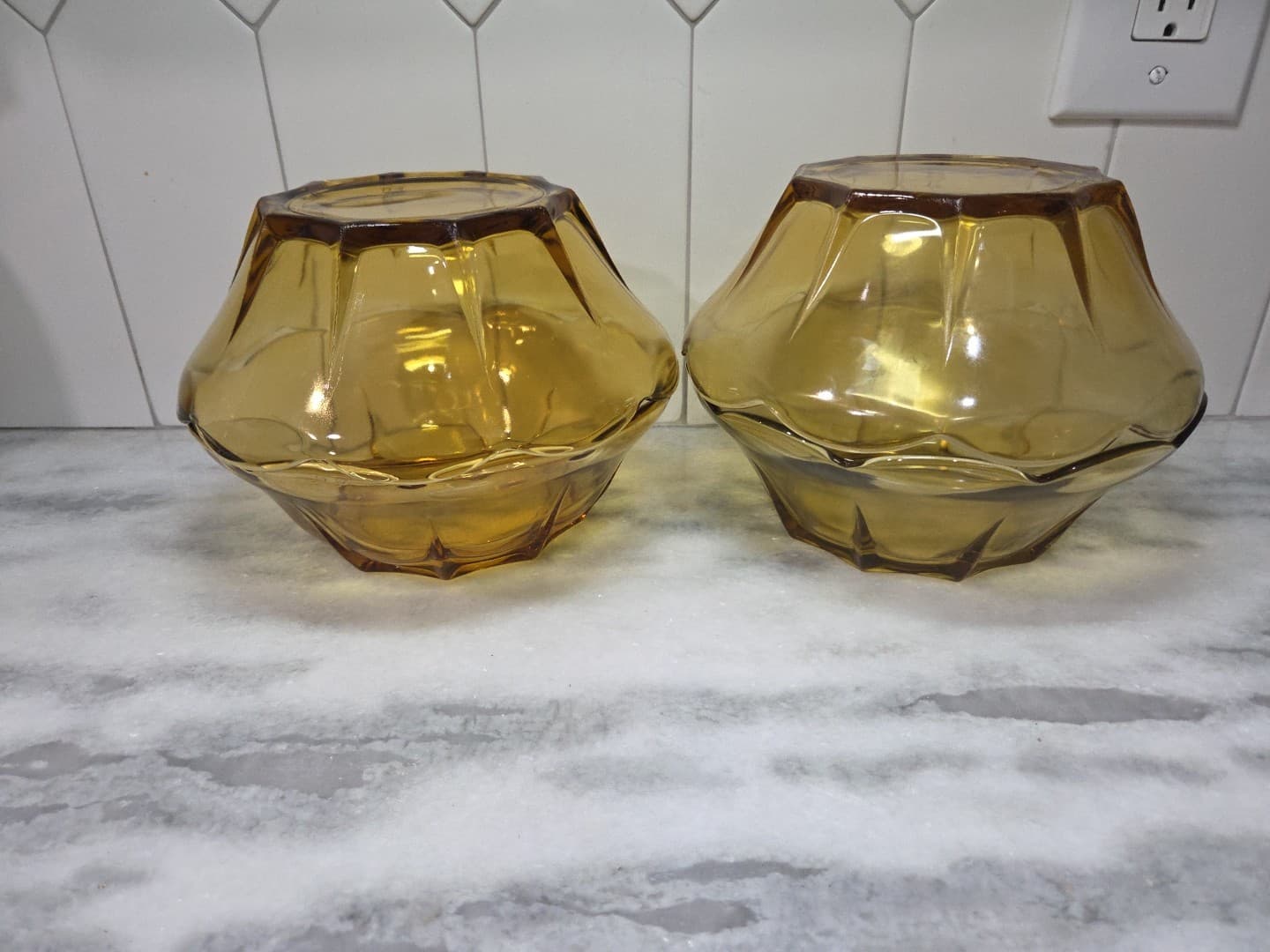 Anchor Hocking Vintage 8" Amber Bowls, Swedish Modern Serving Bowls, Set of 4 - Thumbnail 9
