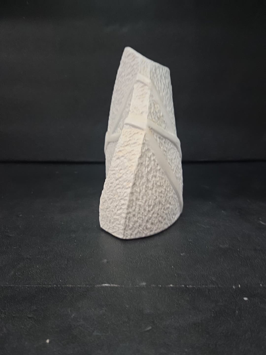 Organic White Vase Textured Wavy Triangle Unique Minimalism MCM - Thumbnail 4