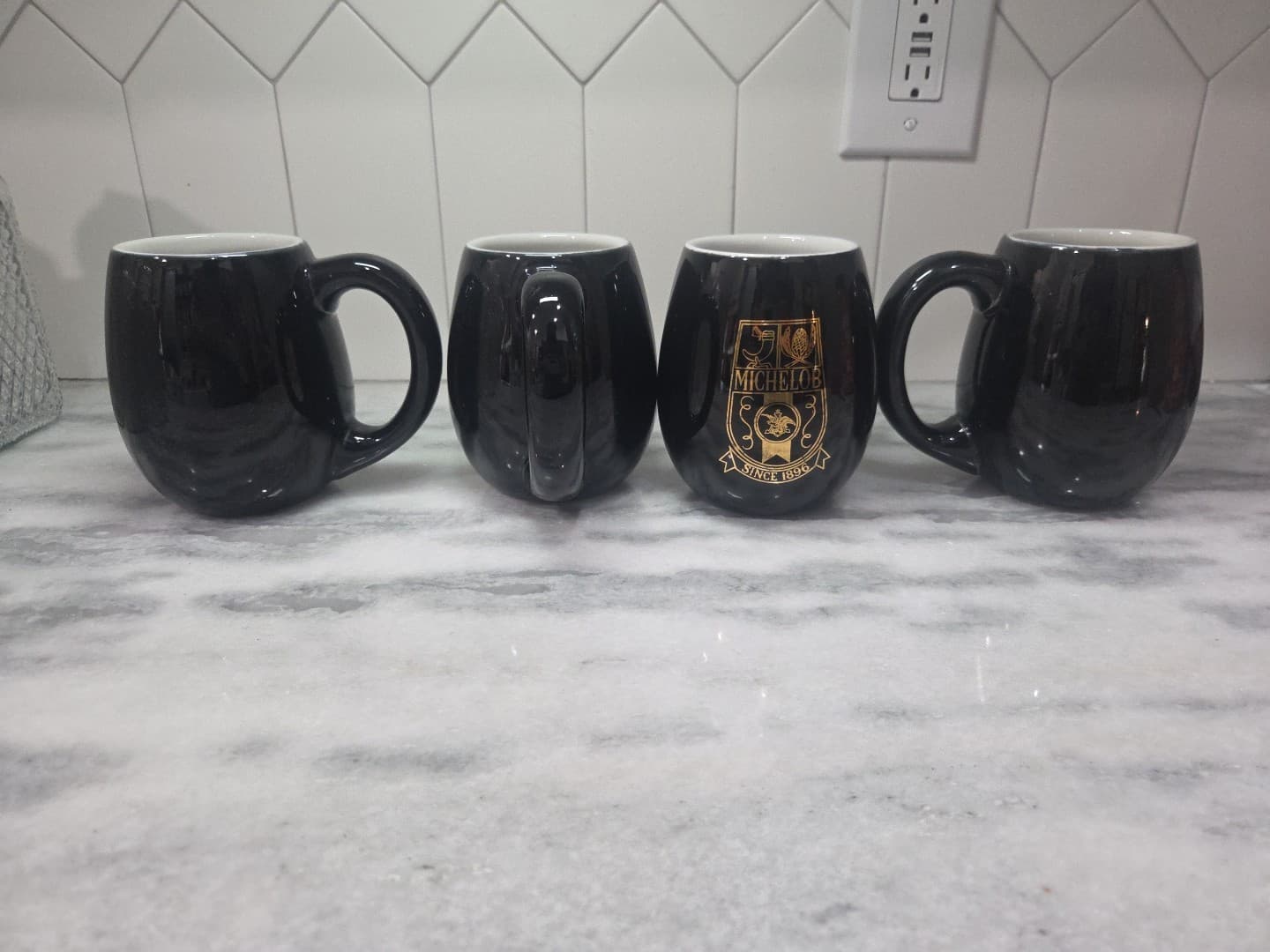 Michelob Black Beer Steins, Set of 4, Gold Crest Logo, Vtg Barware, Collectible - Thumbnail 2