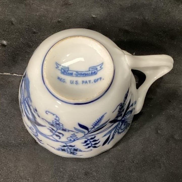Blue Danube Japan fine China Tea Cups Set of 2 - Thumbnail 4