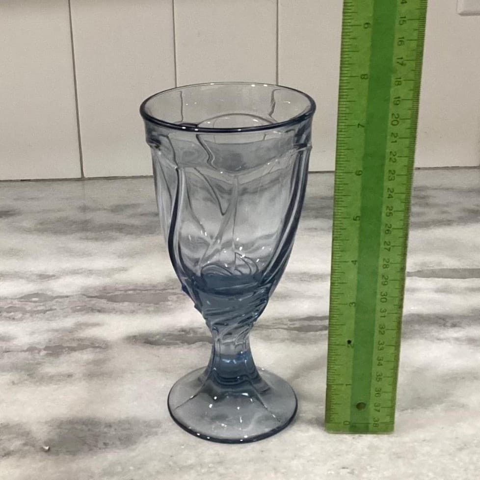 Noritake Sweet Swirl Light Blue 7 3/8" Iced Tea Goblet - Thumbnail 6
