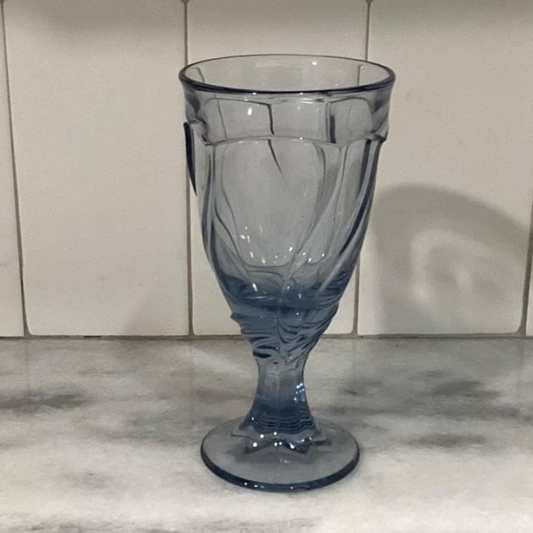 Noritake Sweet Swirl Light Blue 7 3/8" Iced Tea Goblet - Thumbnail 10