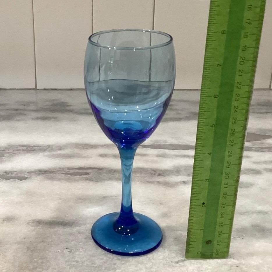 Cristar Cobalt Blue Wine Glasses, Set of 4, Vintage Copa Versalles Stemware - Thumbnail 6