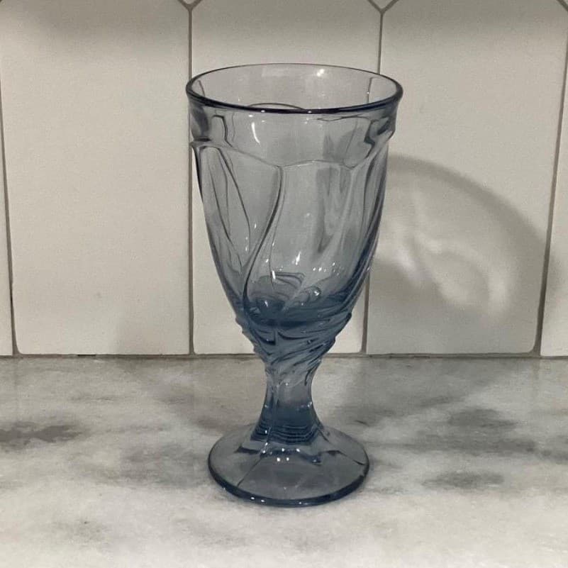 Noritake Sweet Swirl Light Blue 7 3/8" Iced Tea Goblet - Thumbnail 2