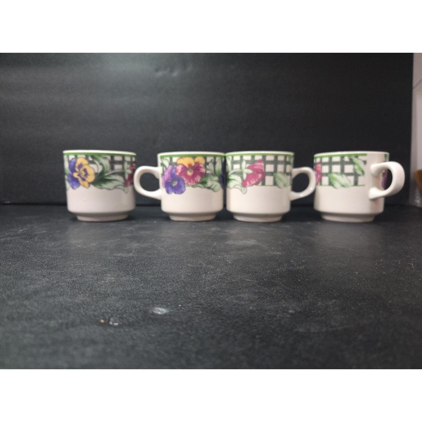 Gibson Pansy Coffee Cups, Set of 4, Vintage Floral Mugs, Cottagecore Tableware - Thumbnail 2