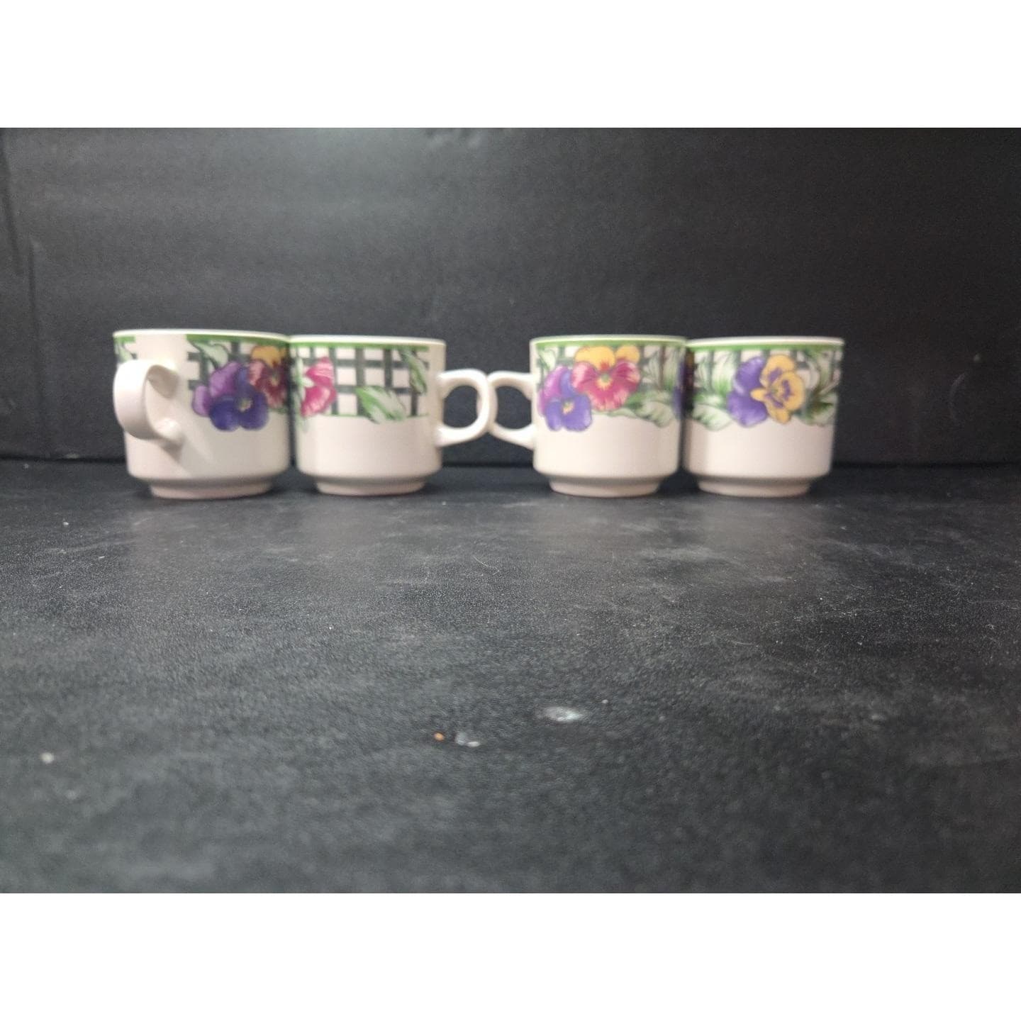 Gibson Pansy Coffee Cups, Set of 4, Vintage Floral Mugs, Cottagecore Tableware - Thumbnail 4