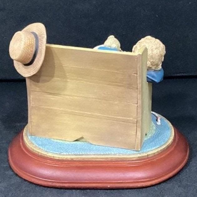 Amish Heritage Collection Tuckered Out First Issue Figurine 1996 - Thumbnail 10