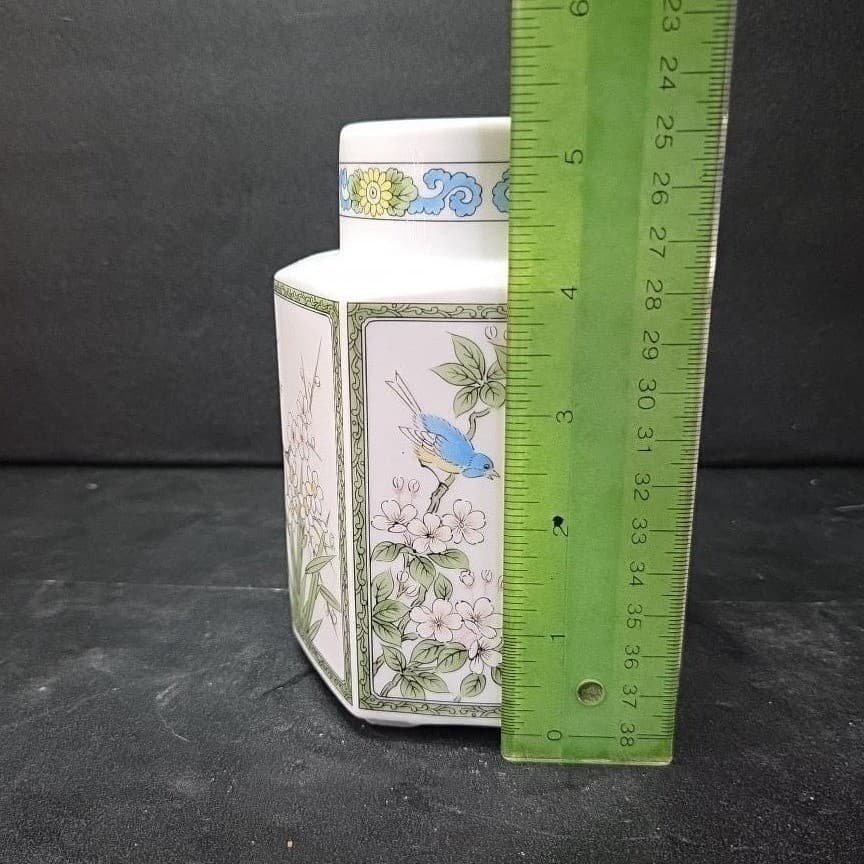 Porcelain Asian Inspired Candleholder, Vintage Floral & Bird Themed Design - Thumbnail 9