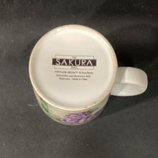Sakura Table Vintage Select Coffee Cups, Set of 4, Paul Brent Grapes Design - Thumbnail 4