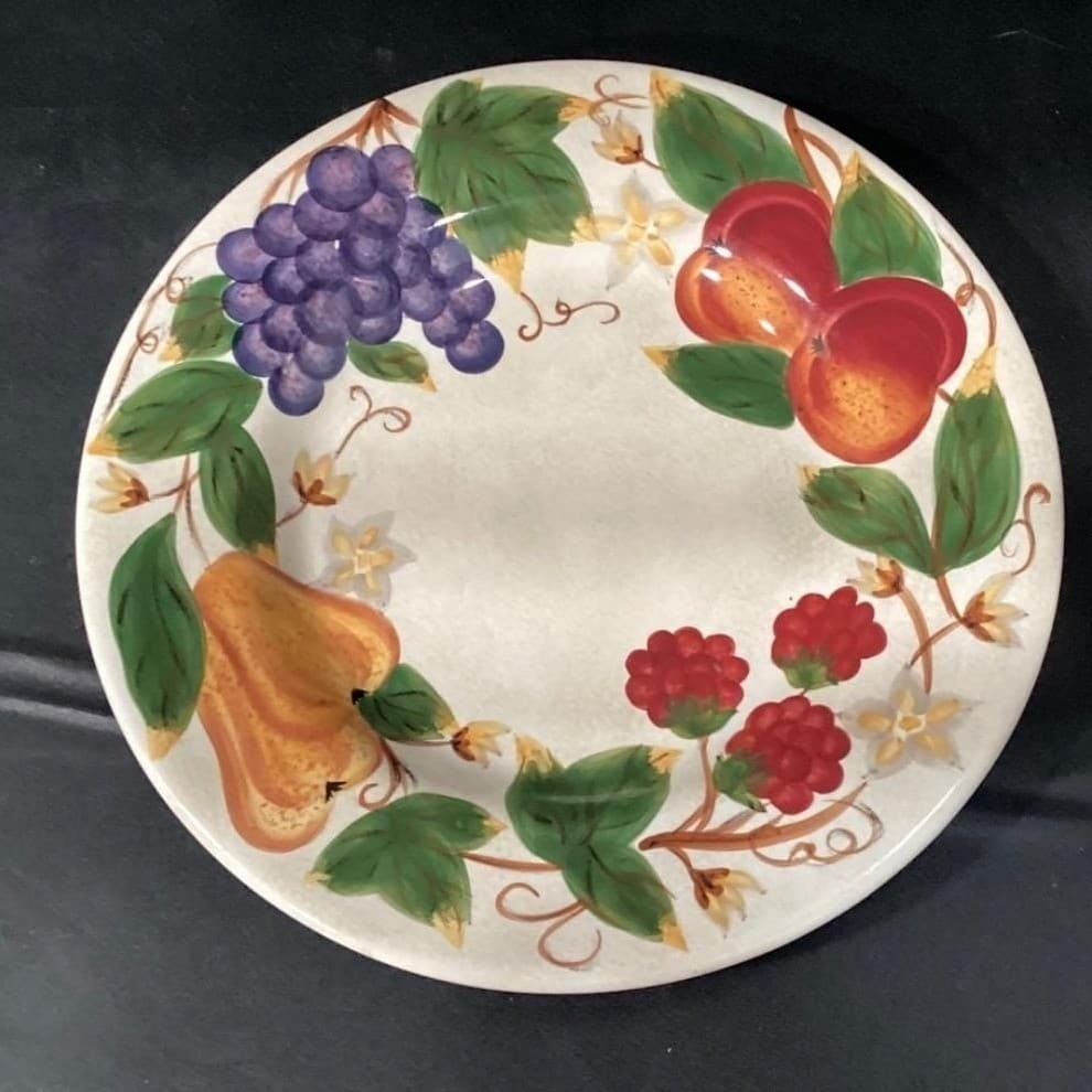 Hannah TableTops Unlimited Fruit Themed Dinner Plates, Set of 4, Hand Painted - Thumbnail 3