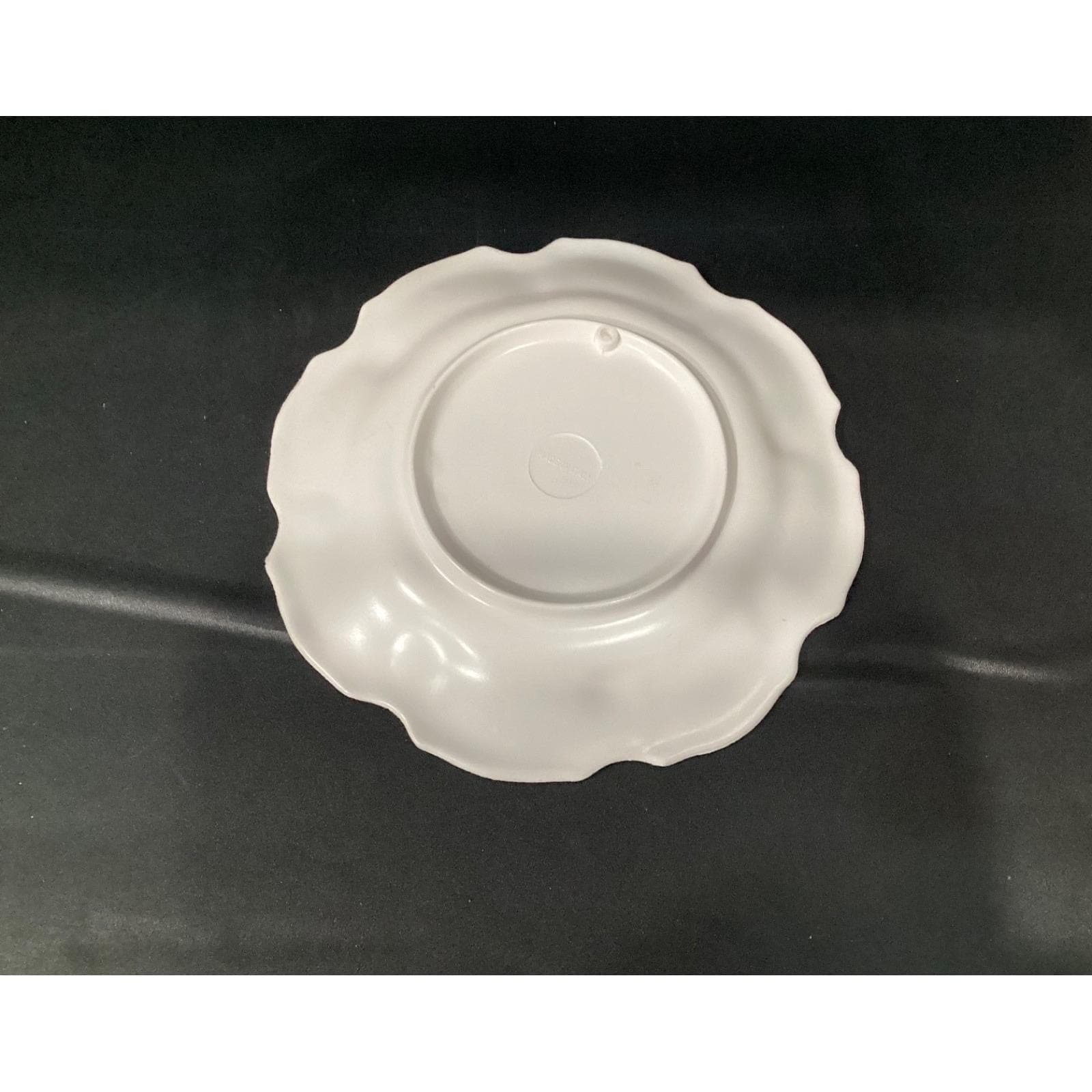 Lami Italy Floral Melamine Dinner Plates, Set of 4, Scalloped Edges Dinnerware - Thumbnail 5