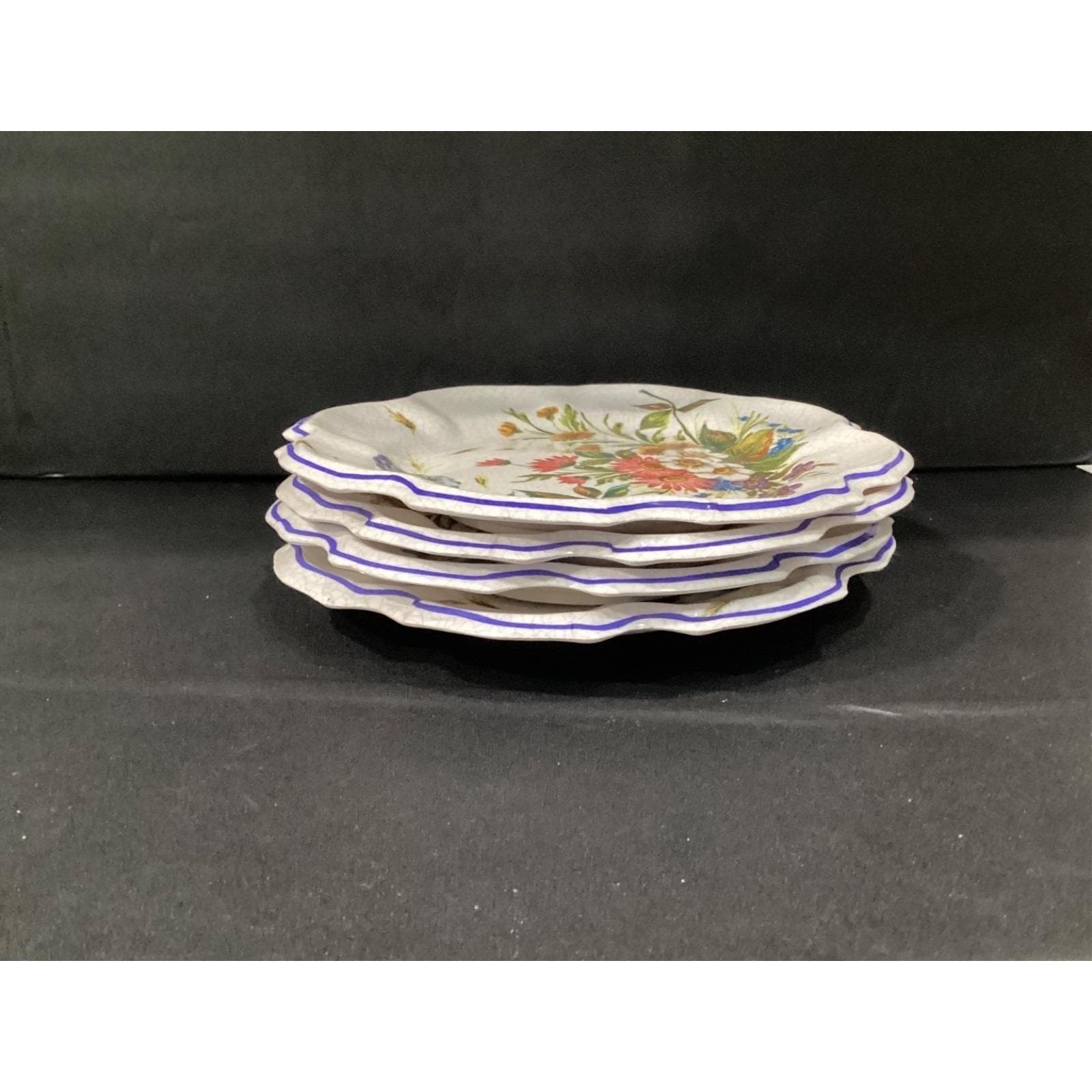 Lami Italy Floral Melamine Dinner Plates, Set of 4, Scalloped Edges Dinnerware - Thumbnail 10