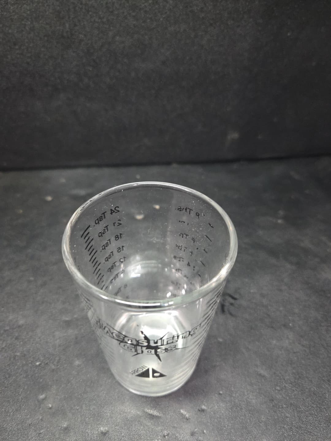 Arrow Measuring Glass. Black. Oz, Tbs, Tsp, and Ml. - Thumbnail 5