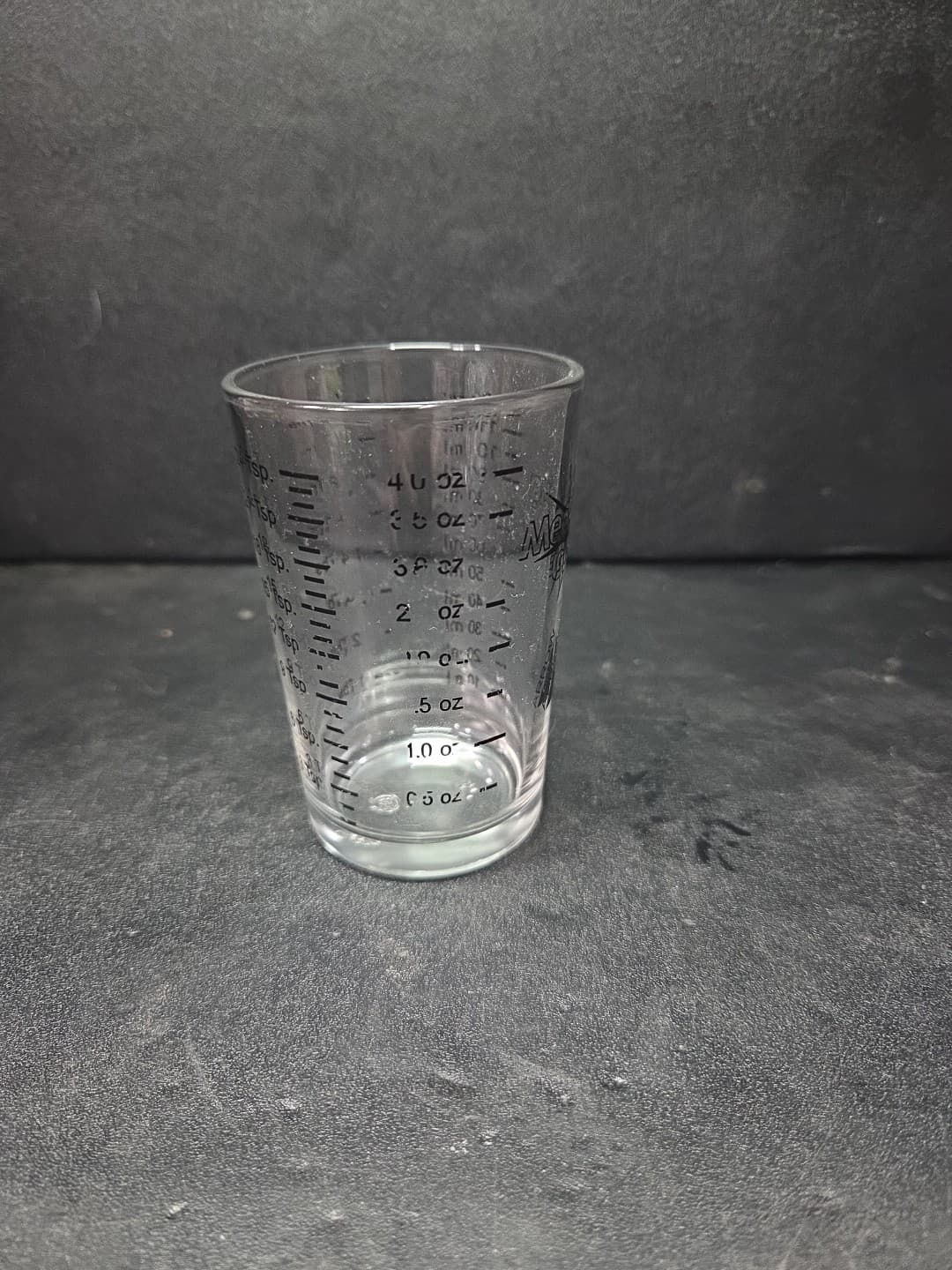 Arrow Measuring Glass. Black. Oz, Tbs, Tsp, and Ml. - Thumbnail 4