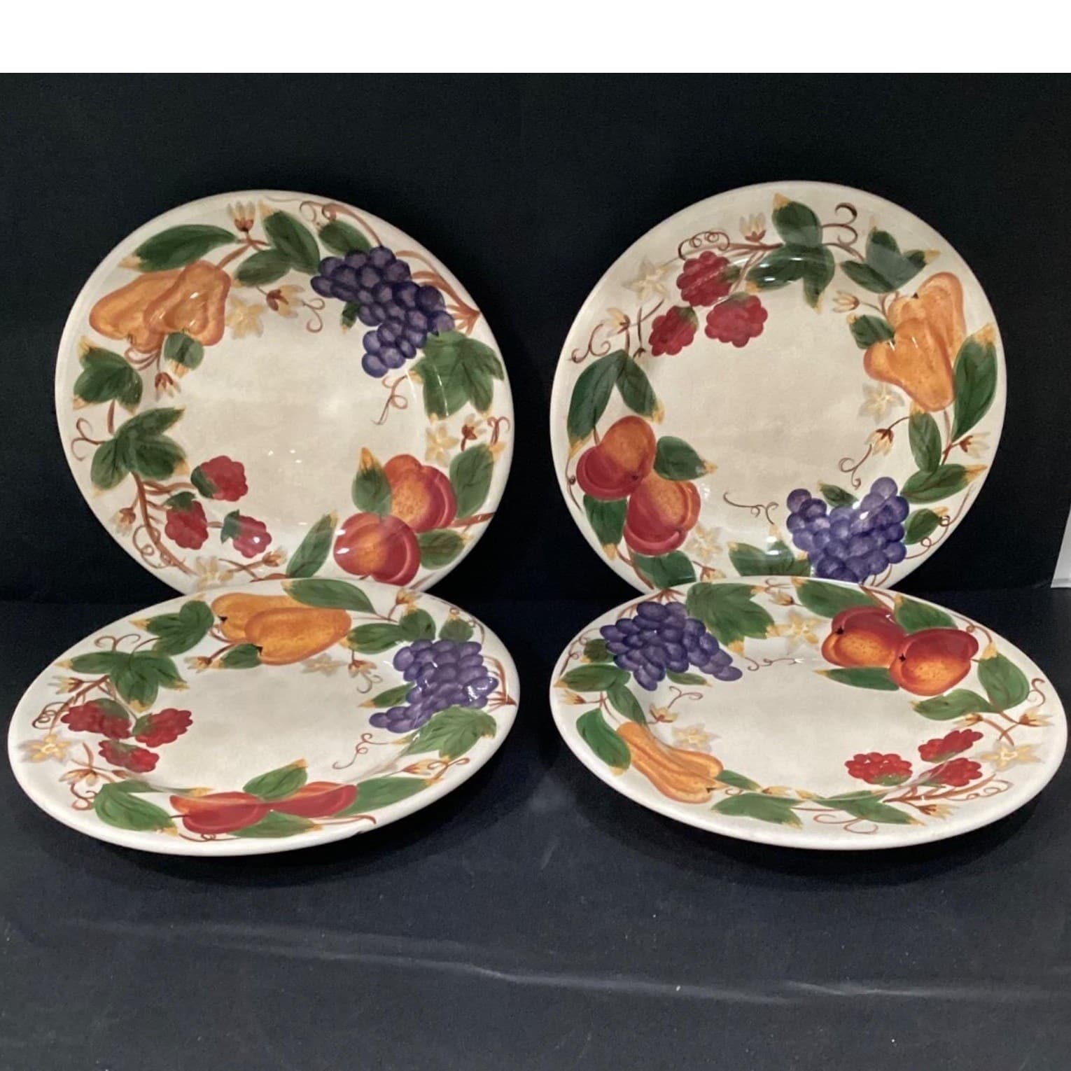Hannah TableTops Unlimited Fruit Themed Dinner Plates, Set of 4, Hand Painted - Thumbnail 2