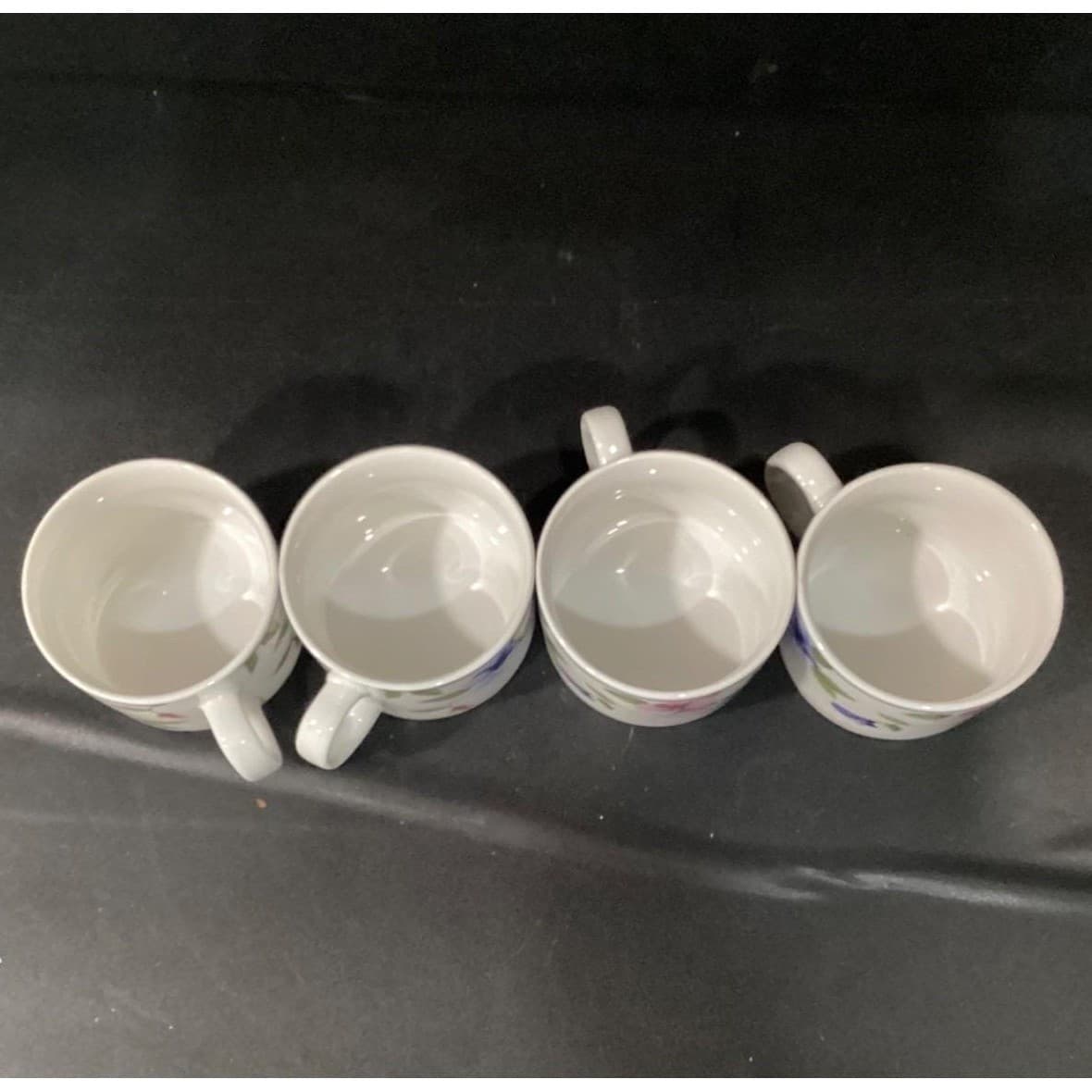 Oneida Majesticware Freesia Coffee Cups, Set of 4, Vintage Floral Stoneware Mugs - Thumbnail 3