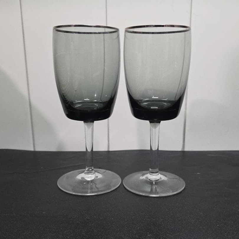 Gorham Midnight Mist Smoke Water Goblets, Set of 2, Replacement Crystal Glasses - Thumbnail 4