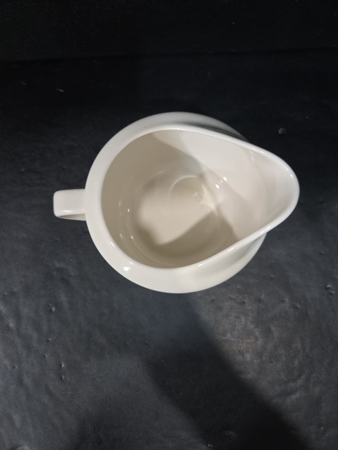 Real Simple White Creamer Pitcher, Sturdy Gravy Sauce Pitcher, Butter Pitcher - Thumbnail 6