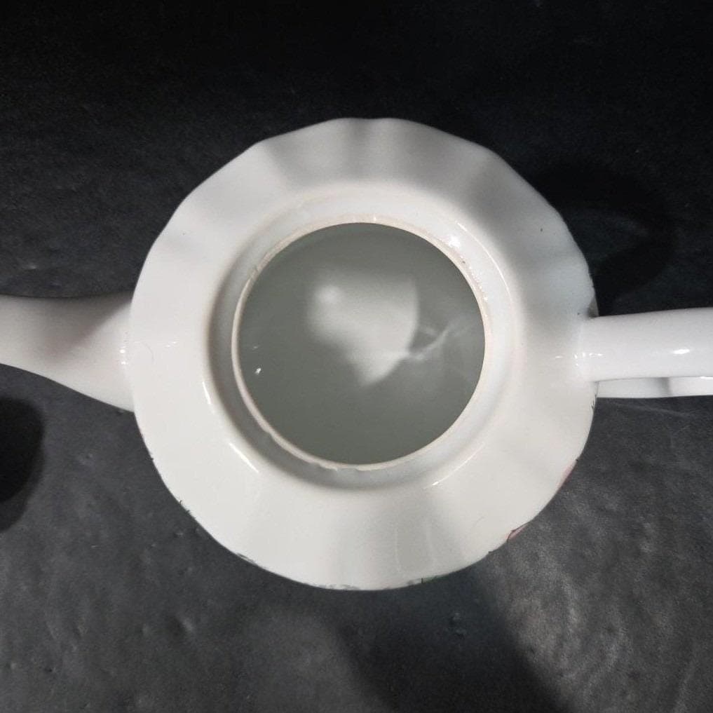 Coventry Harper Butterfly Design Teapot, Cottagecore Kitchenware, Whimsical Pot - Thumbnail 3