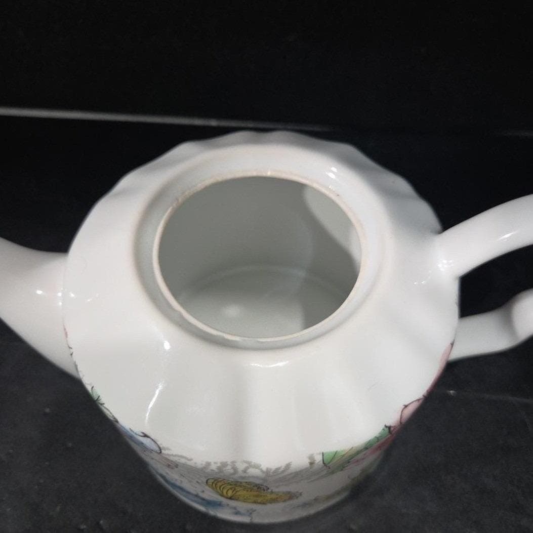 Coventry Harper Butterfly Design Teapot, Cottagecore Kitchenware, Whimsical Pot - Thumbnail 4