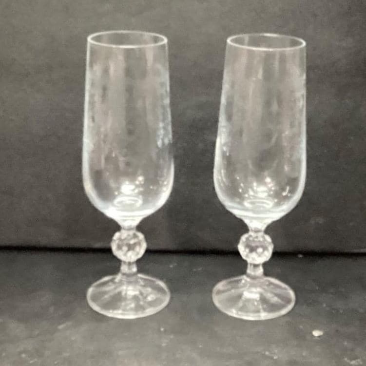 Bohemia Crystal Cascade Champagne Flutes, Set of 2, Vintage Etched Stemware - Thumbnail 4