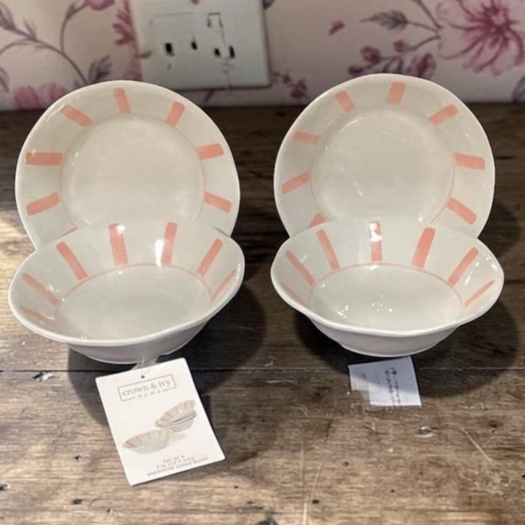 Crown & Ivy Home Melamine Cereal Bowls, Set Of 4, Vintage Inspired Dinnerware