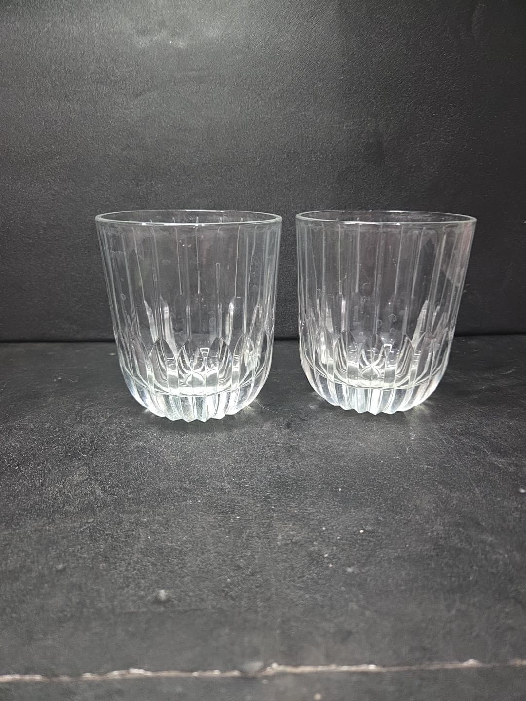 Cristal d'Arques Durand Boulevard Pattern Double Old Fashion Glasses 4" Set Of 2 - Thumbnail 4