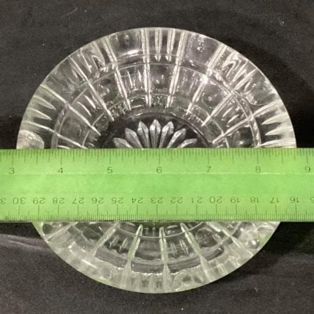 Beautiful Vintage 6" sunburst Round Clear Cut Crystal Glass Ashtray Heavy - Thumbnail 3