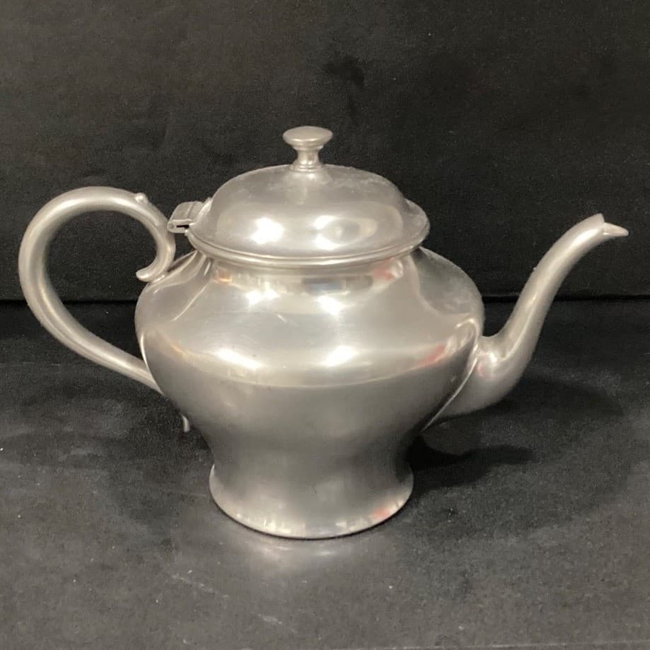 Brewster Pewter 4503 Tea Pot, Creamer And Sugar Bowl Vintage - Thumbnail 16