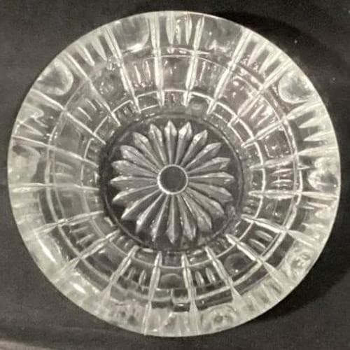 Beautiful Vintage 6" sunburst Round Clear Cut Crystal Glass Ashtray Heavy - Thumbnail 5