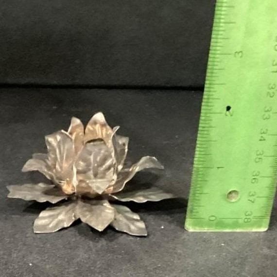 Vintage Candle Stick Holders Silver Plated Leaf Flower Set - Thumbnail 3