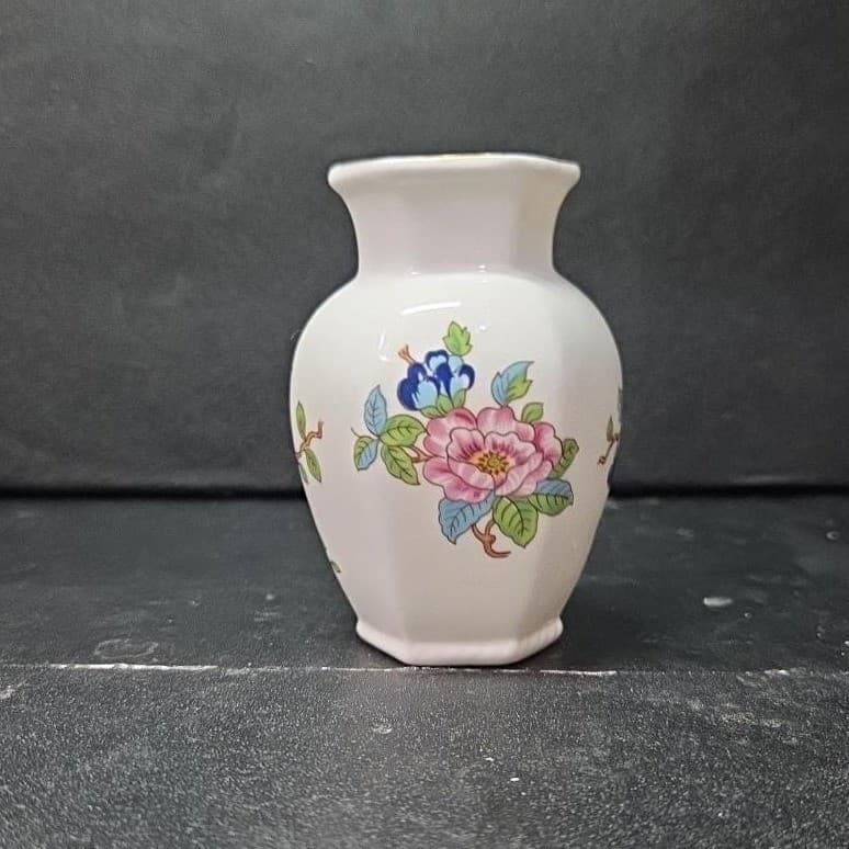 Aynsley Pembroke Bud Vase, Fine Bone China England, Vintage Single Flower Holder - Thumbnail 4