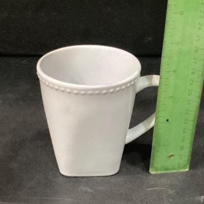10 Strawberry Street White Beaded Mugs, Set of 4, Modern Farmhouse Drinkware - Thumbnail 2