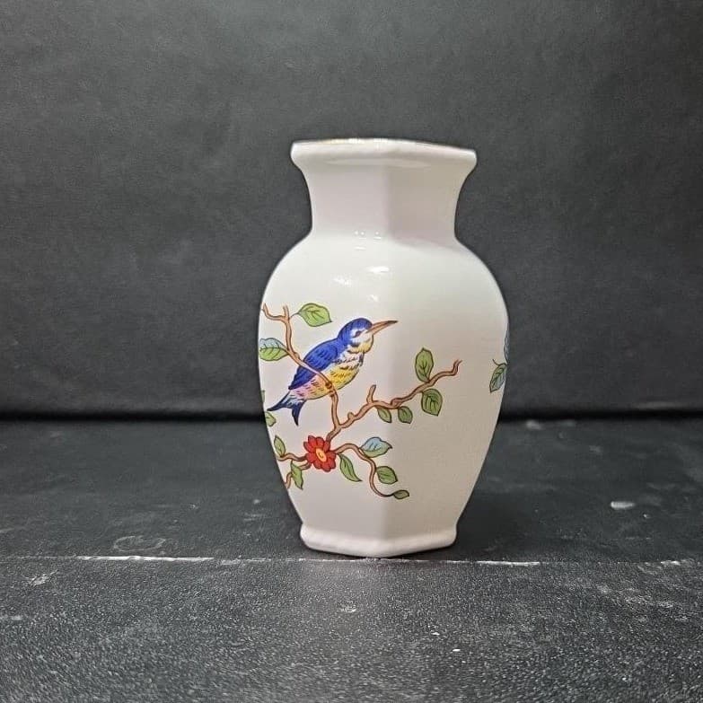 Aynsley Pembroke Bud Vase, Fine Bone China England, Vintage Single Flower Holder - Thumbnail 3