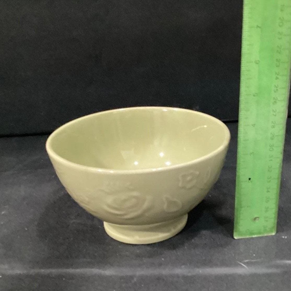 Incised Rose Green Soup Bowls, Set of 2, Floral Pedestal Dishes, Tableware - Thumbnail 6
