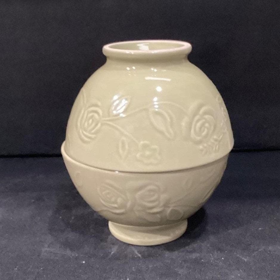 Incised Rose Green Soup Bowls, Set of 2, Floral Pedestal Dishes, Tableware - Thumbnail 11
