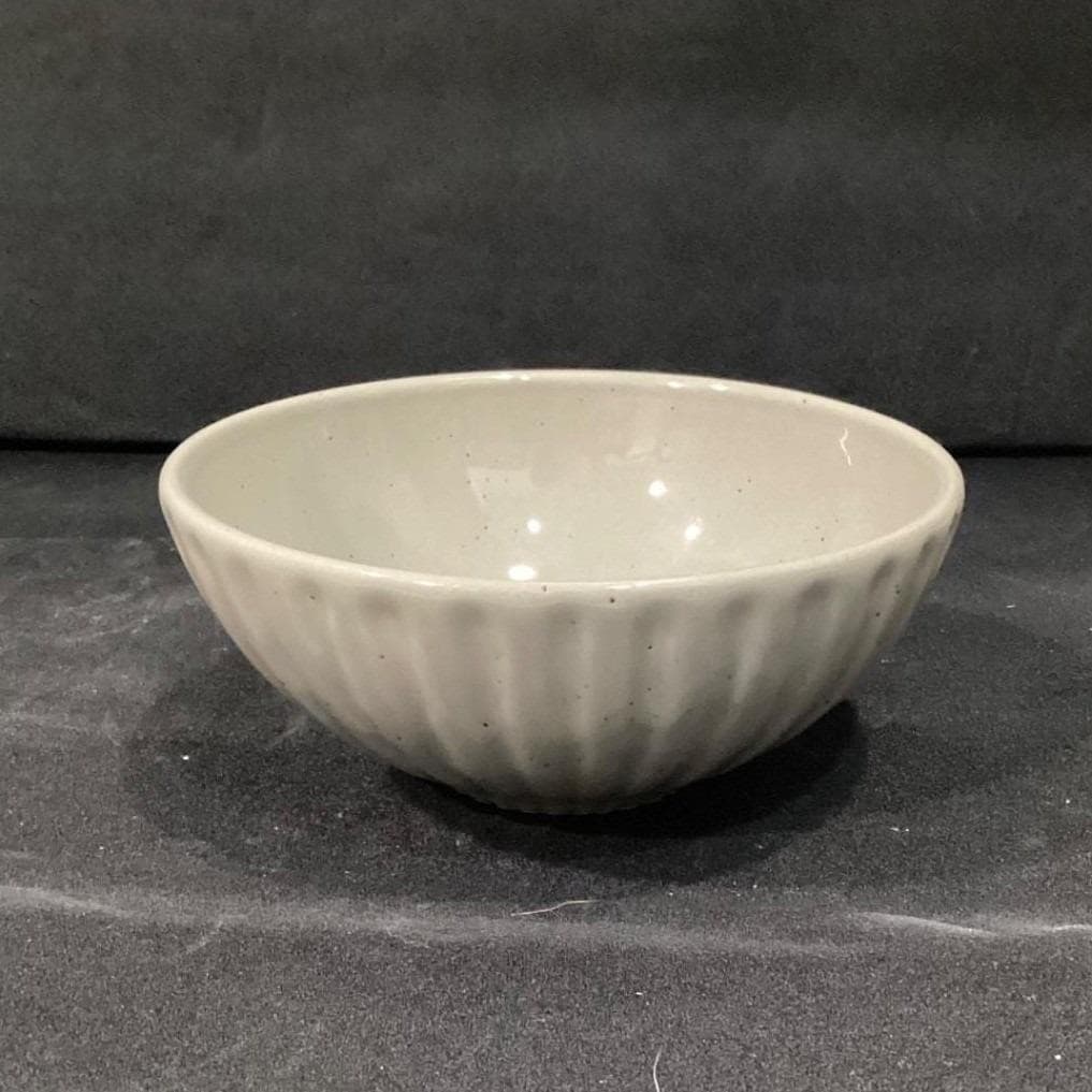 West Elm Gray Speckled Cereal Bowls, Set Of 2, Minimalist Stoneware Dinnerware - Thumbnail 3