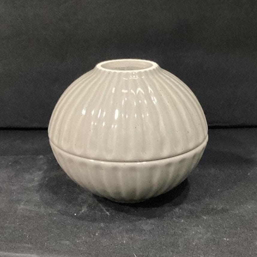 West Elm Gray Speckled Cereal Bowls, Set Of 2, Minimalist Stoneware Dinnerware - Thumbnail 11