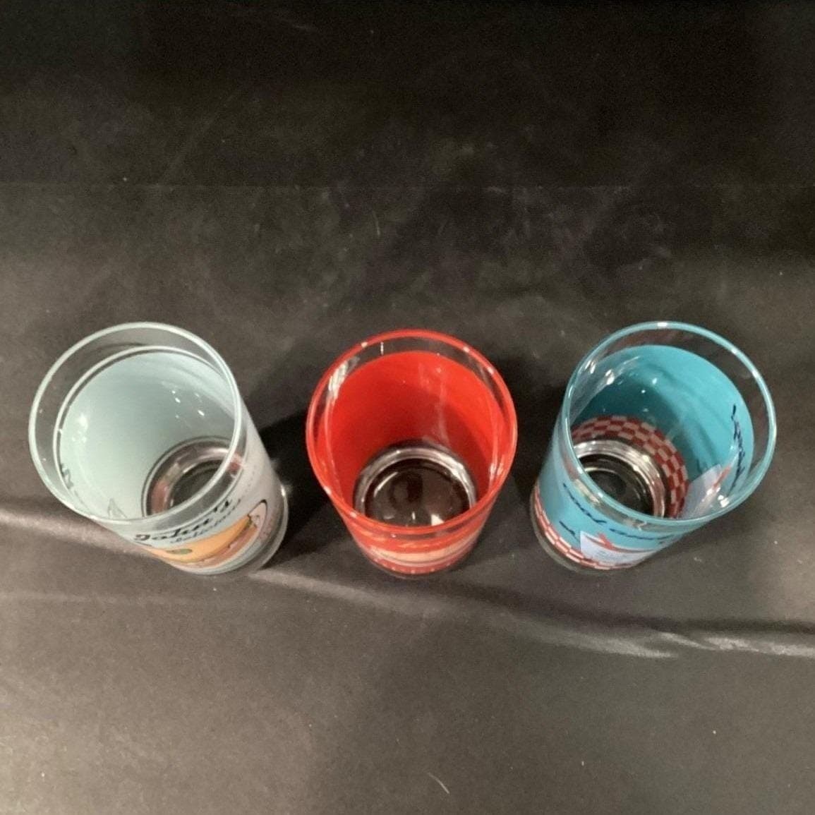 Home Essentials "Retro Diner" Glass Tumblers, Set of 3, Vintage Inspired Glasses - Thumbnail 3