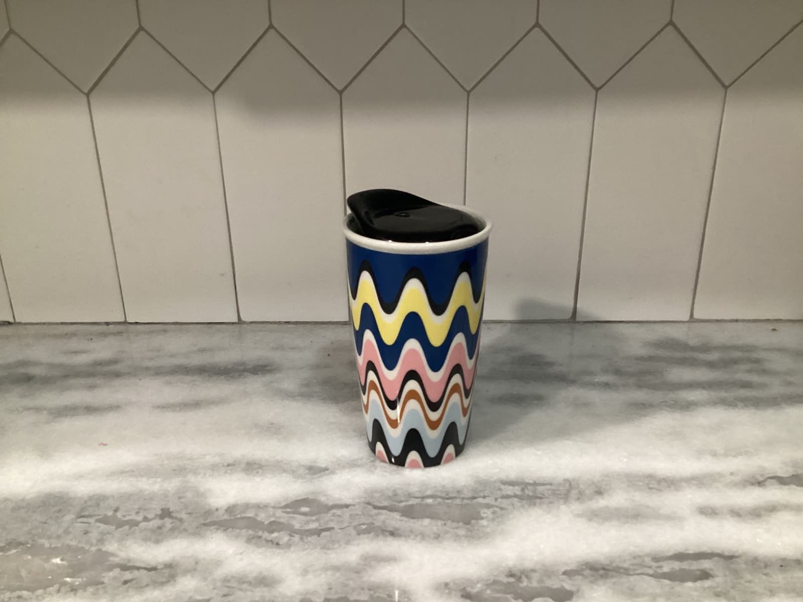 Starbucks 12 oz Ceramic Tumbler Travel Mug With Black Lid Pastel Waves Wavy