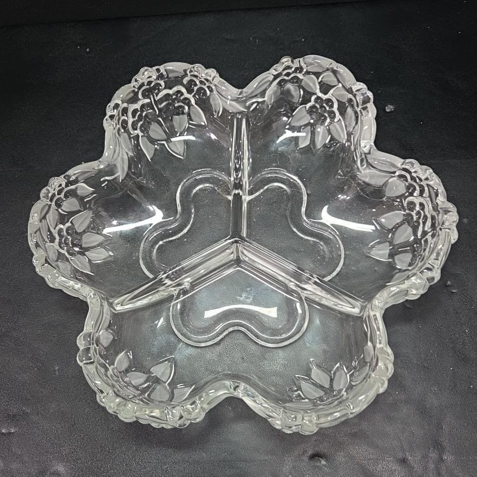 Mikasa Carmen Satin Relish Dish, Vintage German Fruit Bowl, Divided Centerpiece - Thumbnail 3