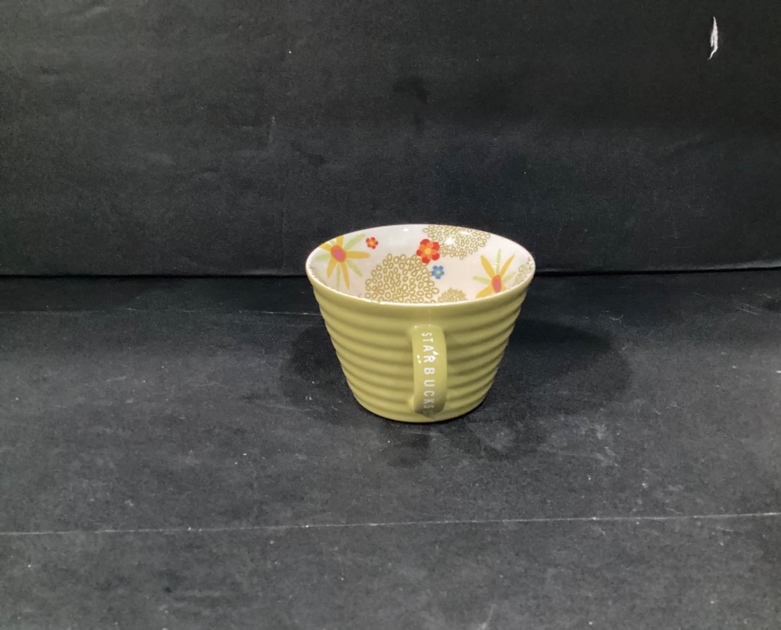Starbucks Coffee Mug Green Ribbed Cup 12oz Bright Floral Design Inside 2007 - Thumbnail 10