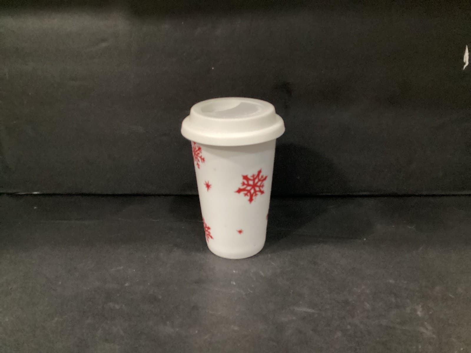 2010 Starbucks Coffee Travel Mug Ceramic Christmas Red Snowflakes with Lid - Thumbnail 10