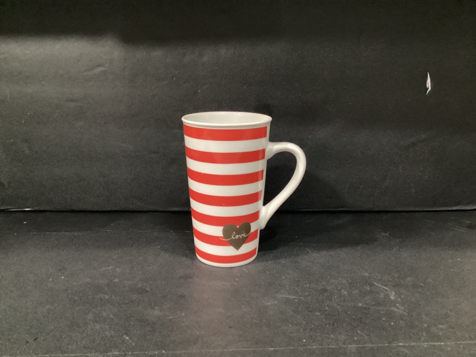 Starbucks Red White Striped 16oz Coffee Tall Mug Heart Love 2017 Hot Chocolate